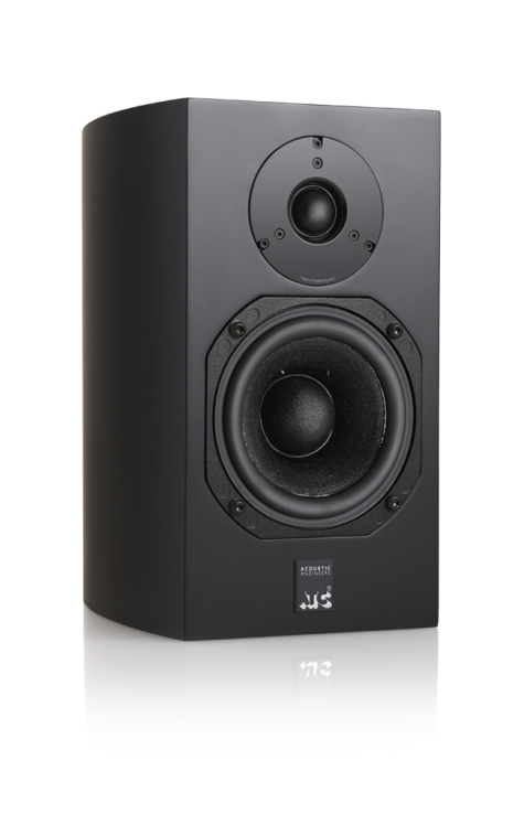 SCM7 2-Way mini-monitor | ATC Loudspeakers